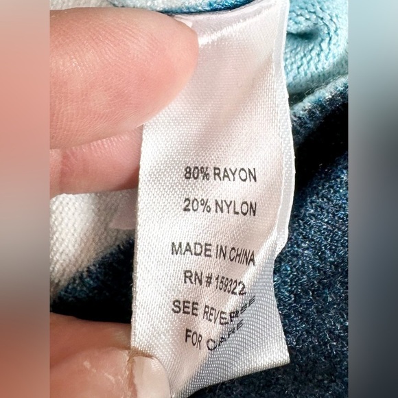 Central Park West Cropped Sweater Hoodie Size XS - Picture 6 of 8